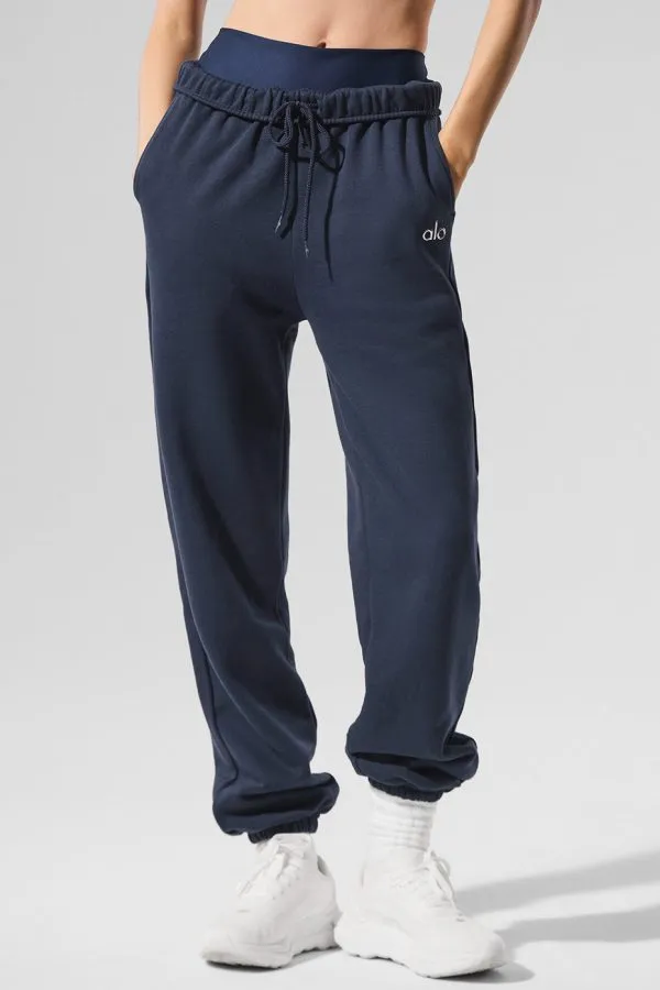 Accolade Sweatpant - Navy